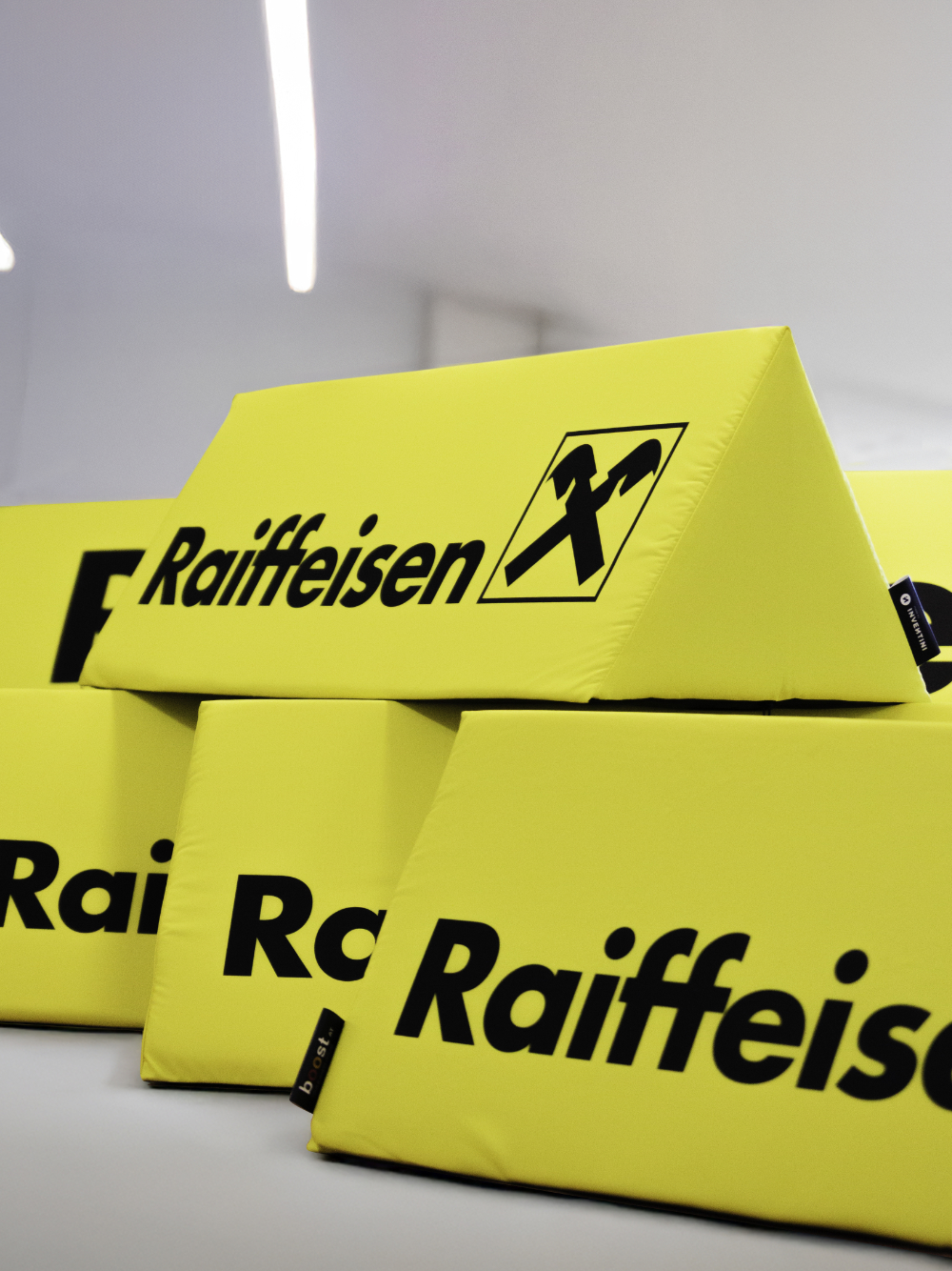 Softbande Dreieck 150x40 für Sponsor