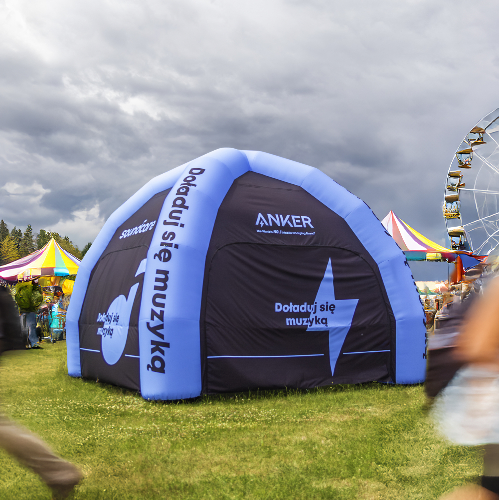 Aufblasbares Zelt mit Dauergebläse und Branding