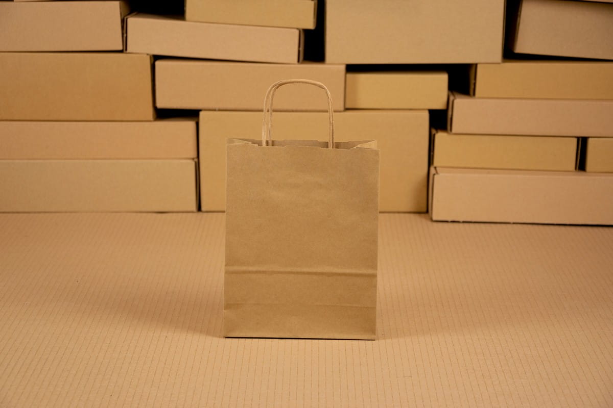 Papiertasche-180x80x225mm braun